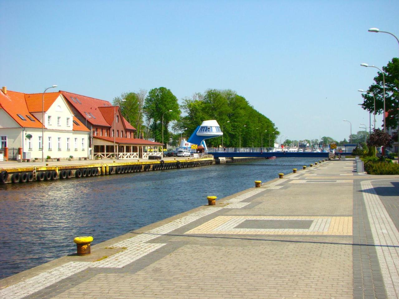 Apartamenty Marina Royale Darlowko Bagian luar foto