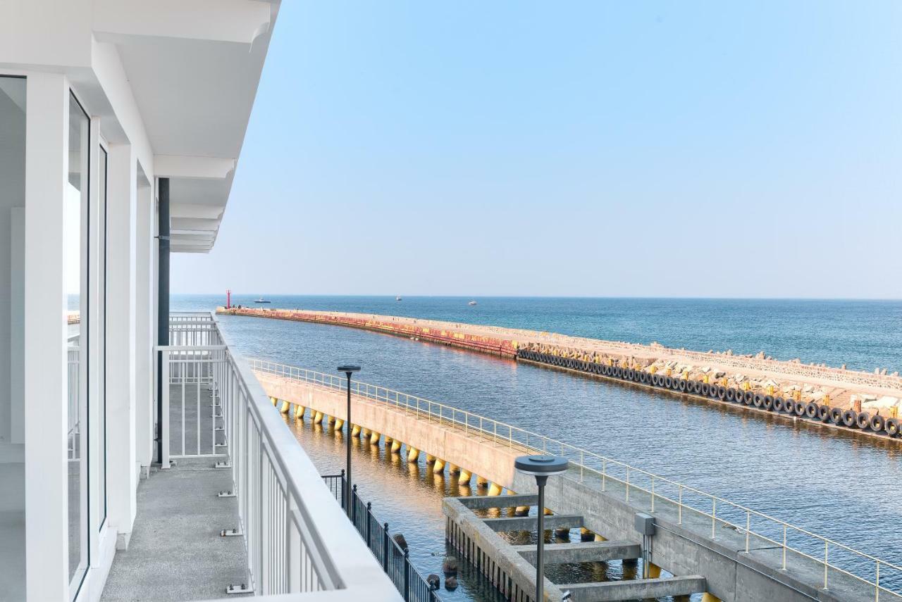 Apartamenty Marina Royale Darlowko Bagian luar foto