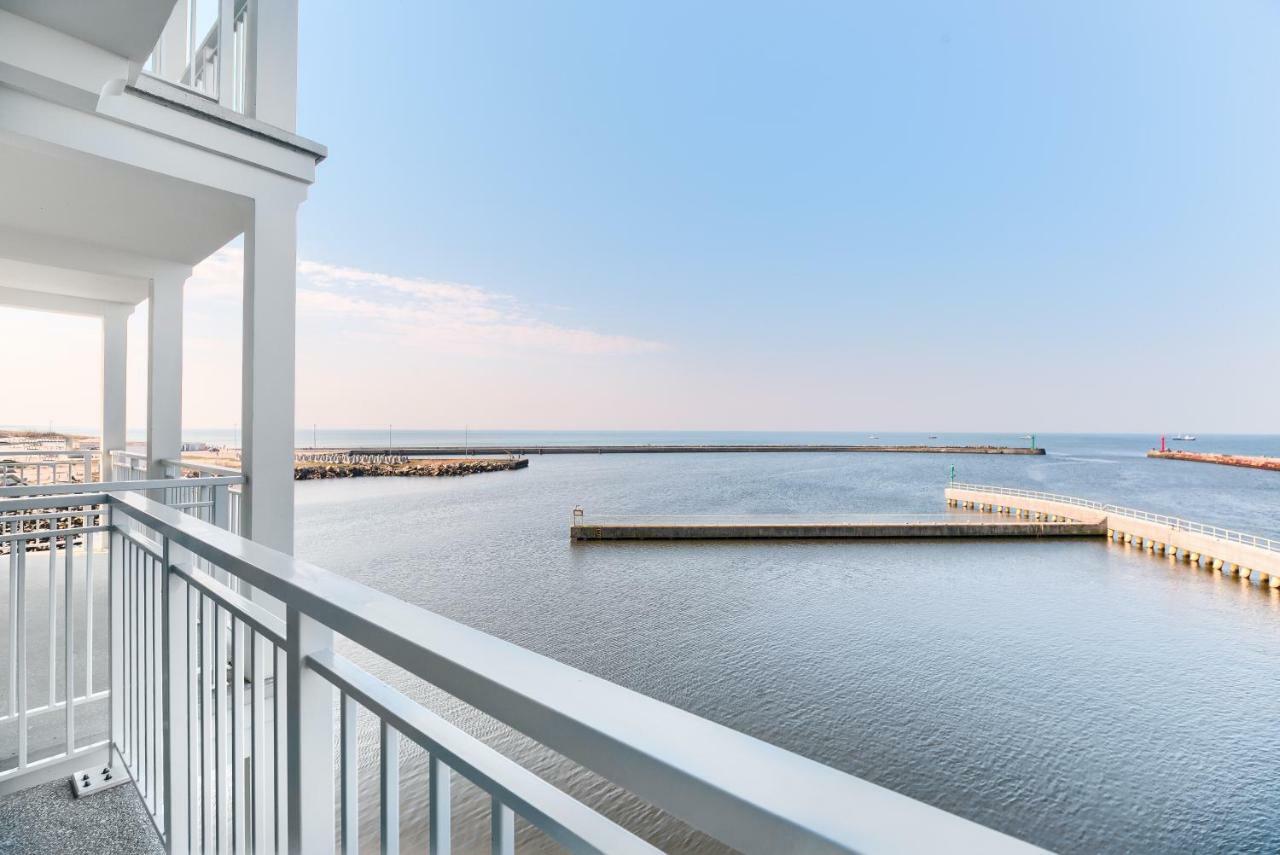 Apartamenty Marina Royale Darlowko Bagian luar foto